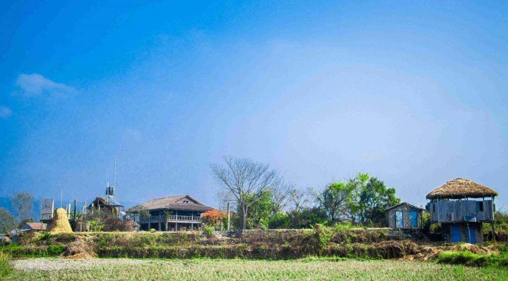 Shanta Ghar A Rustic Guesthouse Chitwan Extérieur photo
