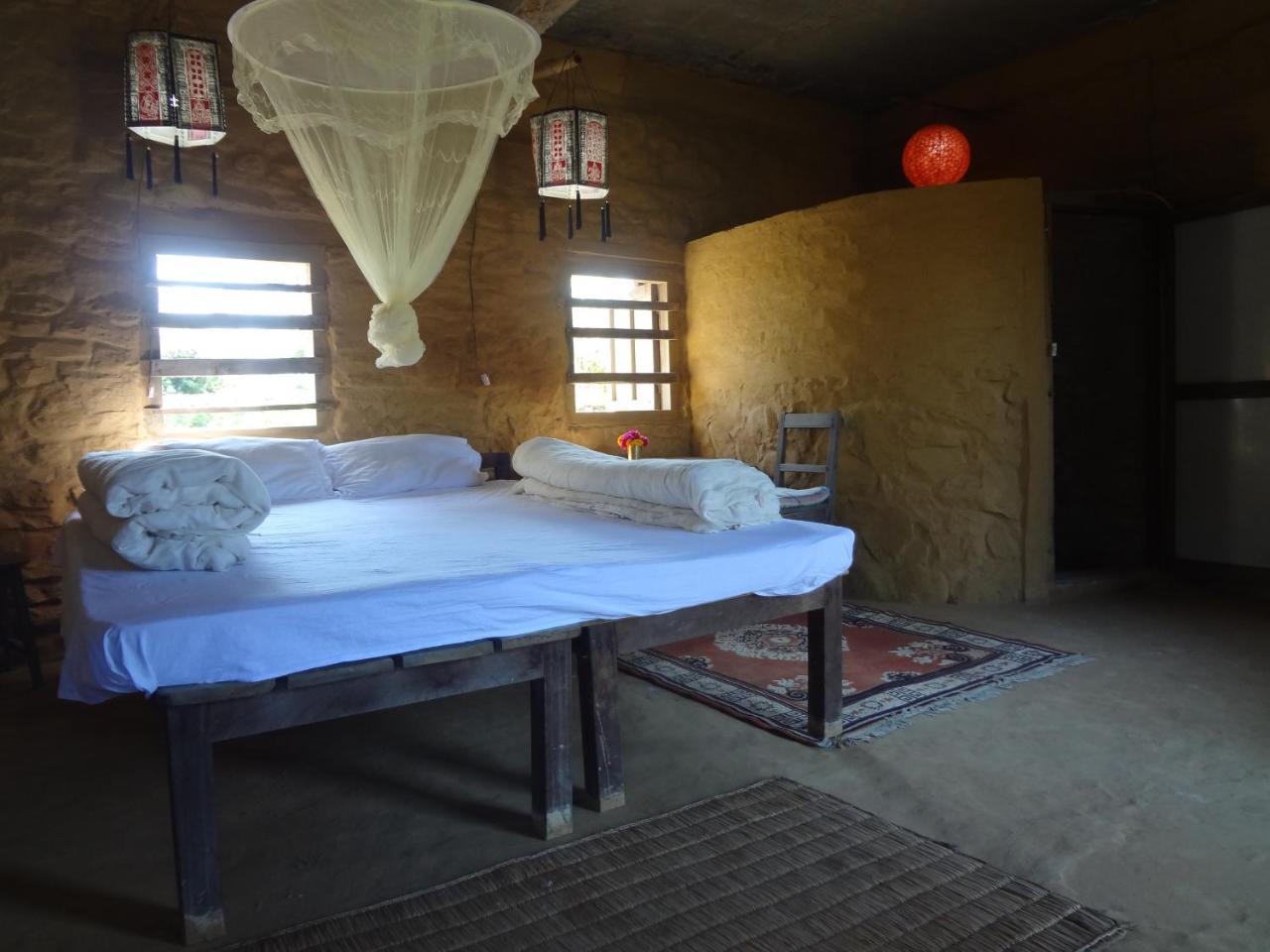 Shanta Ghar A Rustic Guesthouse Chitwan Extérieur photo